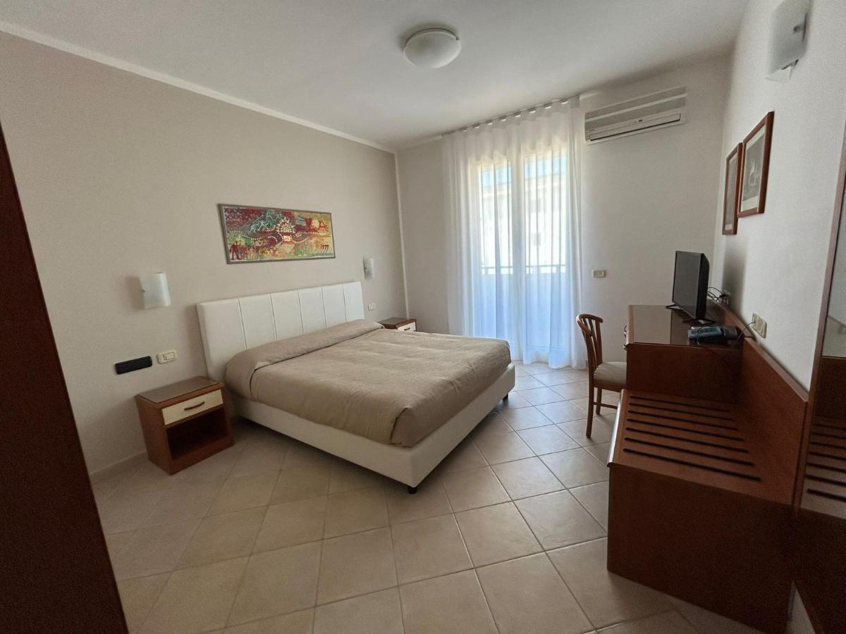 Bikini Hotel Vieste Eksteriør billede